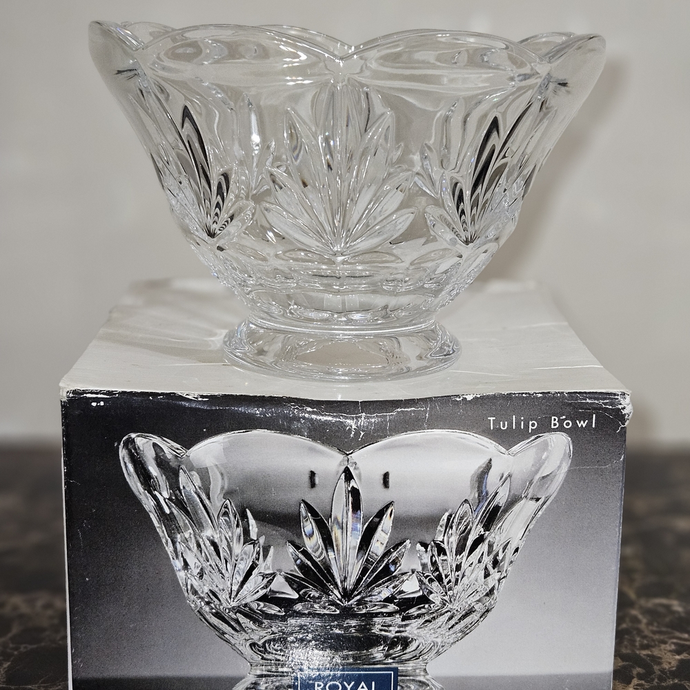Royal Limited Tulip Bowl, made of 24% full lead crystal.
